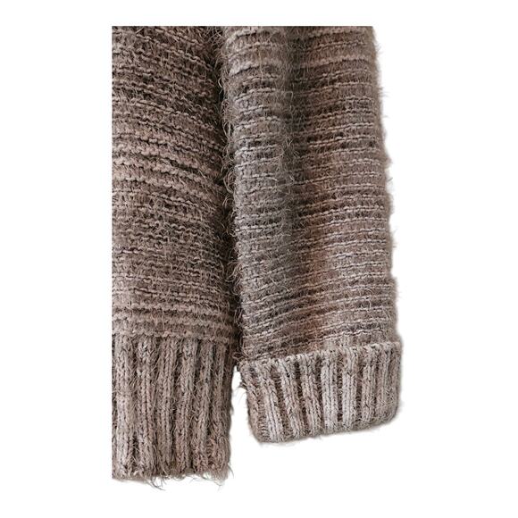 Olive + Oak Womens Size M Fuzzy Turtleneck Sweater Oversized Grey - Picture 3 of 9